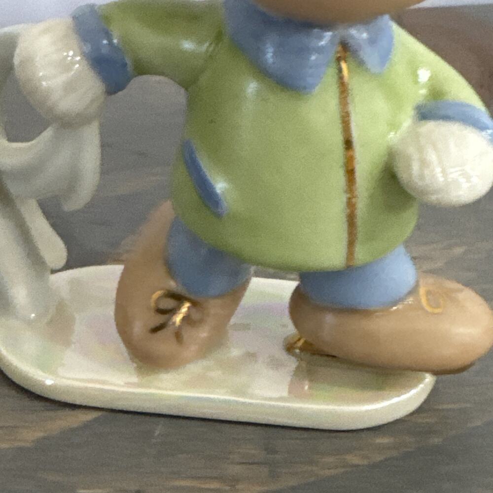 RARE Peanuts Linus Ice Skating W/Blanket Lenox- A Skating Party - Vintage Figure - Picture 2 of 13
